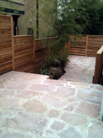 Fencing1EnfieldAfterPatio.jpg (257974 bytes)