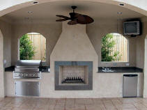 OutdoorKitchen.jpg (20778 bytes)